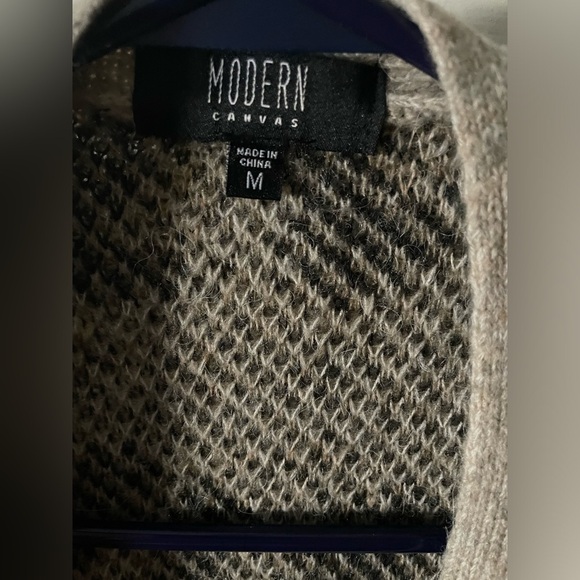 Cardigan Modern Canvas~Leopard~Cozy & warm open front Pockets Side slits Size M - Picture 3 of 5